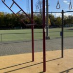 Wiesbaden eröffnet Calisthenics Anlage und öffentlichen Basketballkorb am Sportplatz Amöneburg