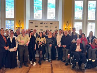 Wiesbaden startet inklusives Kunstprojekt mit Tandems und Auktion